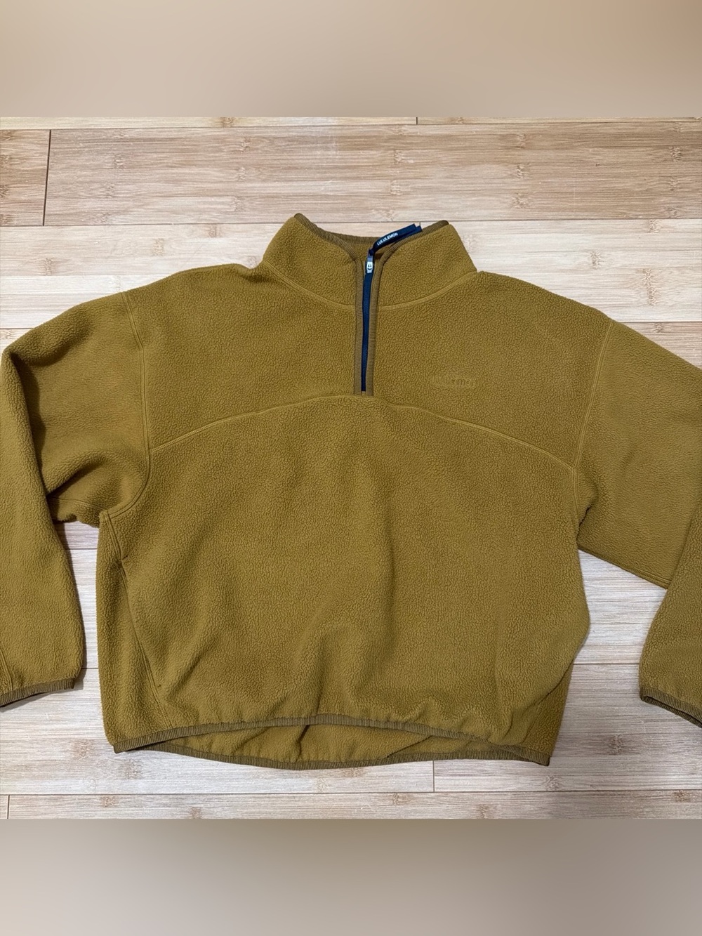 Lululemon women’s Quarter-Zip Fleece Pullover